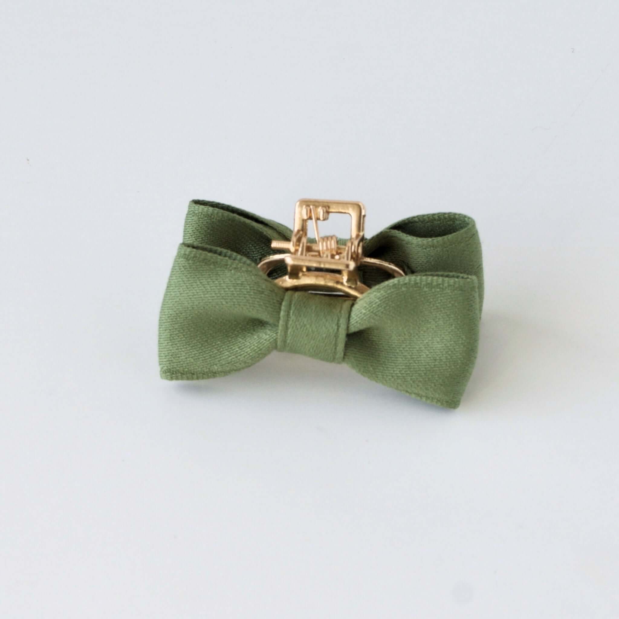 Olive green satin bow claw clip. Retro hair accessoy