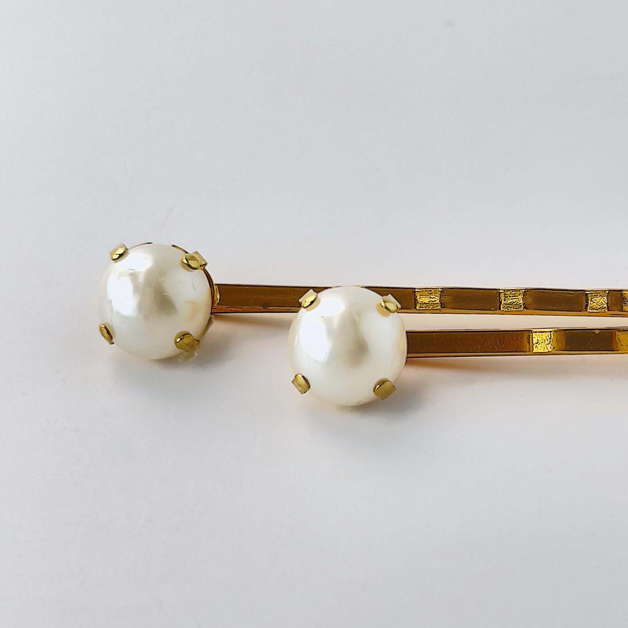 Gold Pearl Bobby Pins