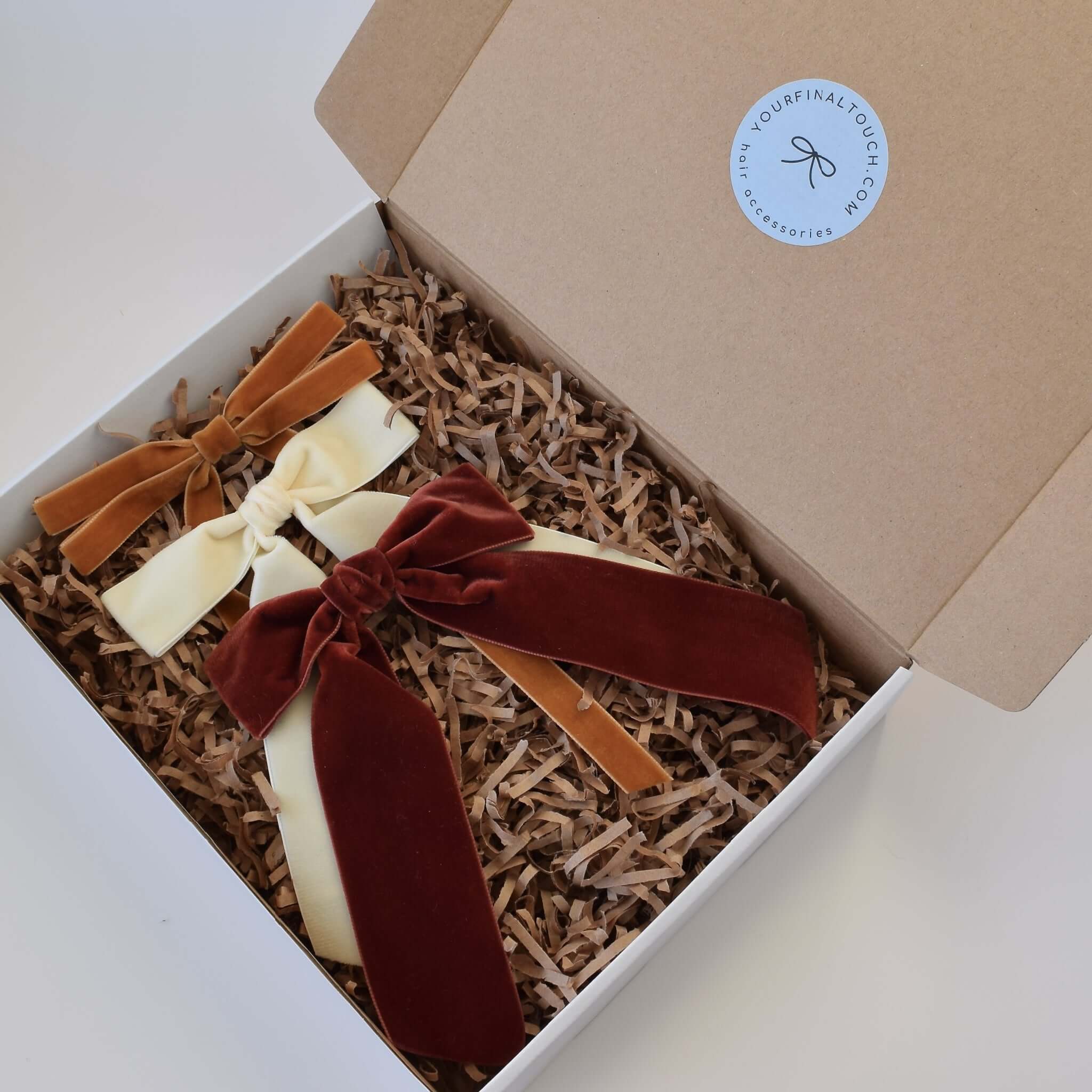 Velvet Bow Gift Set