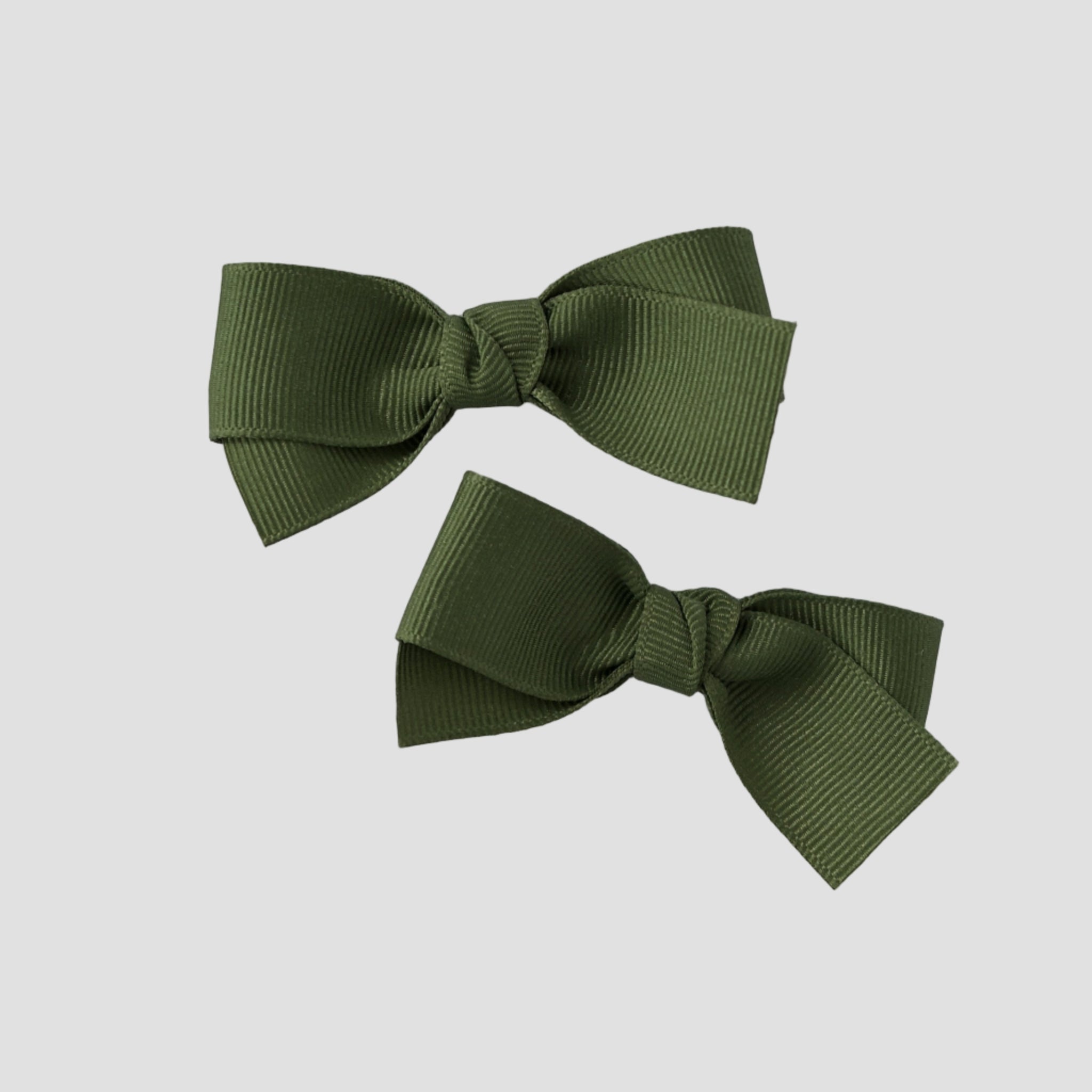 Pigtail set in Moss green - 3 inch bow 