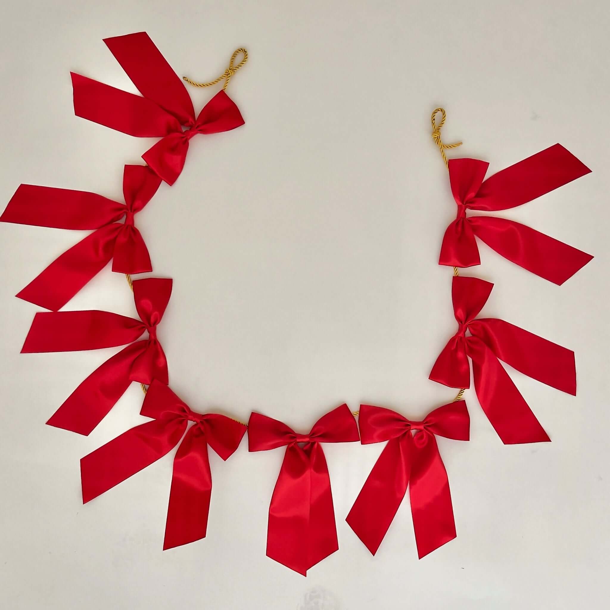 Red Bow Garland