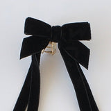 Mini Clip Claw Velvet Bow | Red