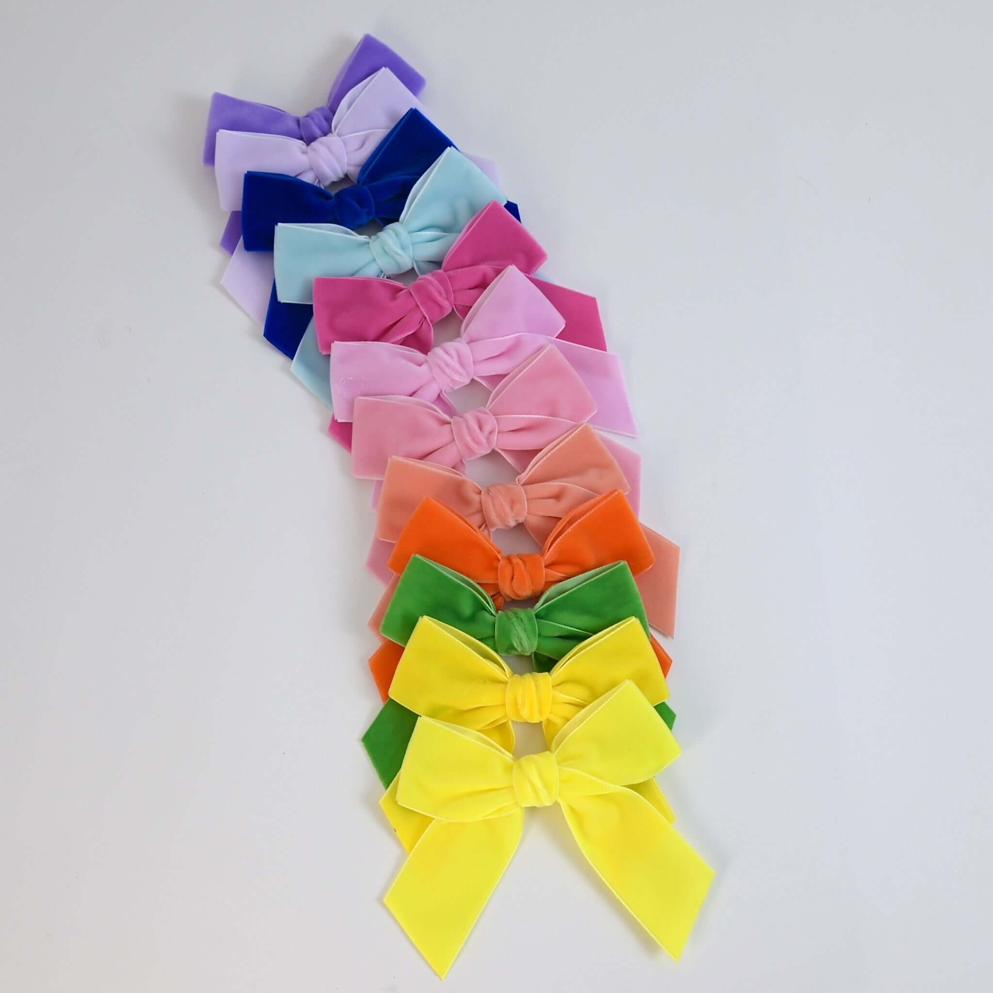 Kayla velvet bow for girls in spring and summer colors
