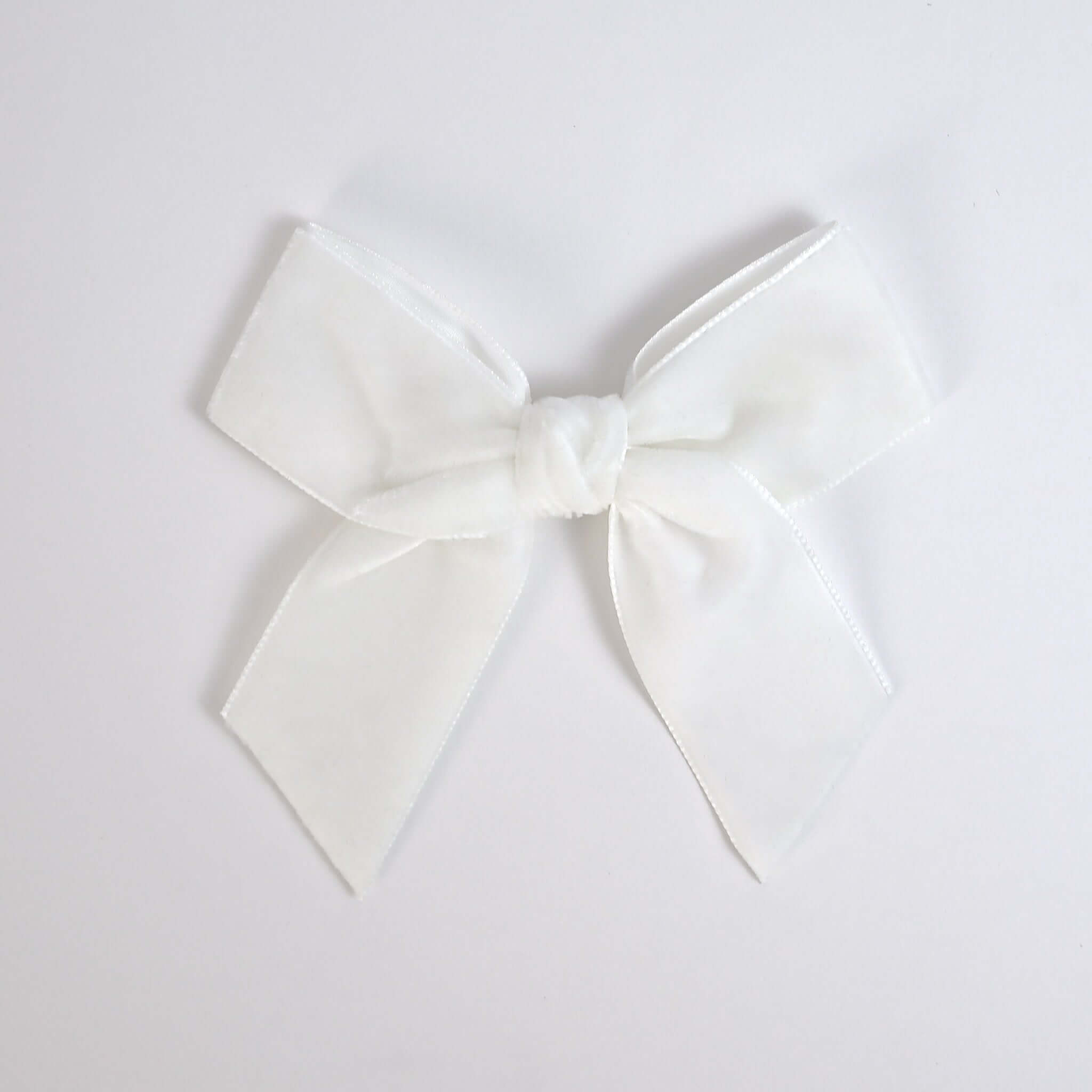 white Kayla velvet bow for girls